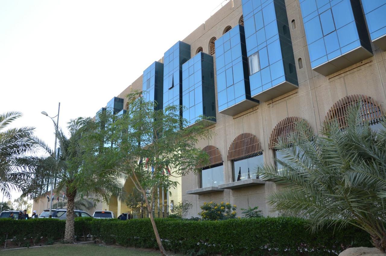 Basra International Hotel Dış mekan fotoğraf
